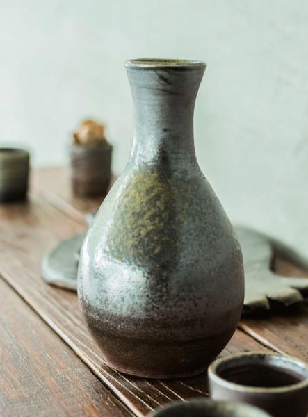 01以太平的自然環境、人文特色為創作概念製作的陶藝品