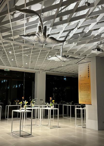 「金工印象」展區_迎光的迴游優游自在_廖偉淇